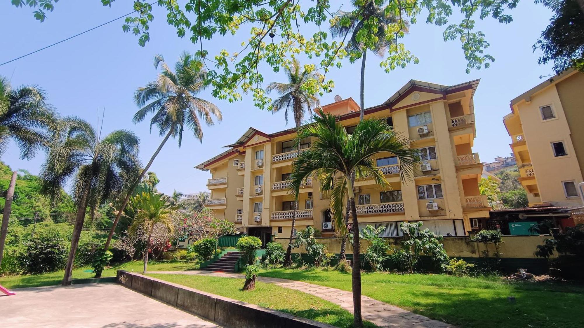 Golden Landmark Green Valley Beach Resort Dona Paula Eksteriør bilde