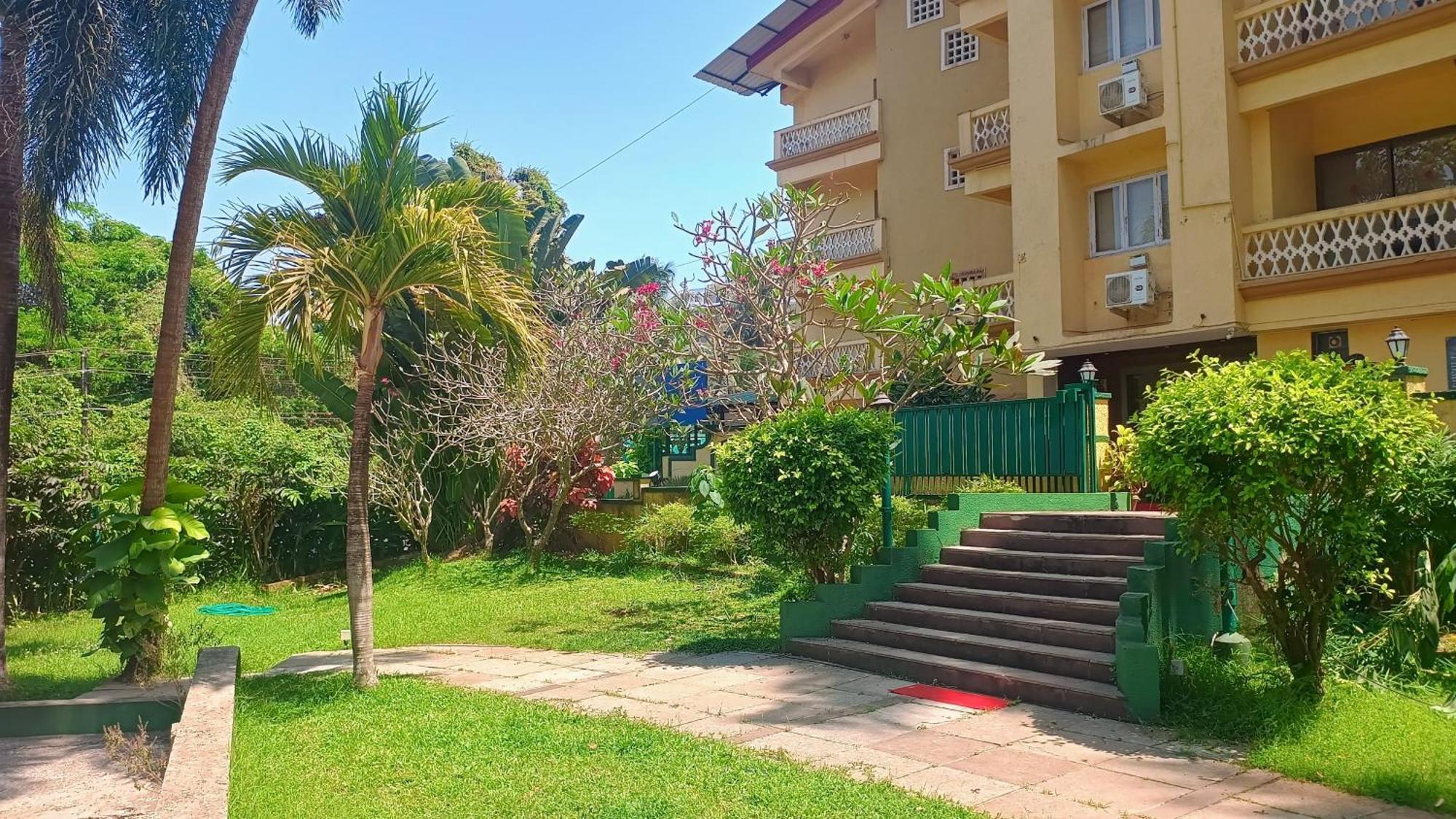 Golden Landmark Green Valley Beach Resort Dona Paula Eksteriør bilde