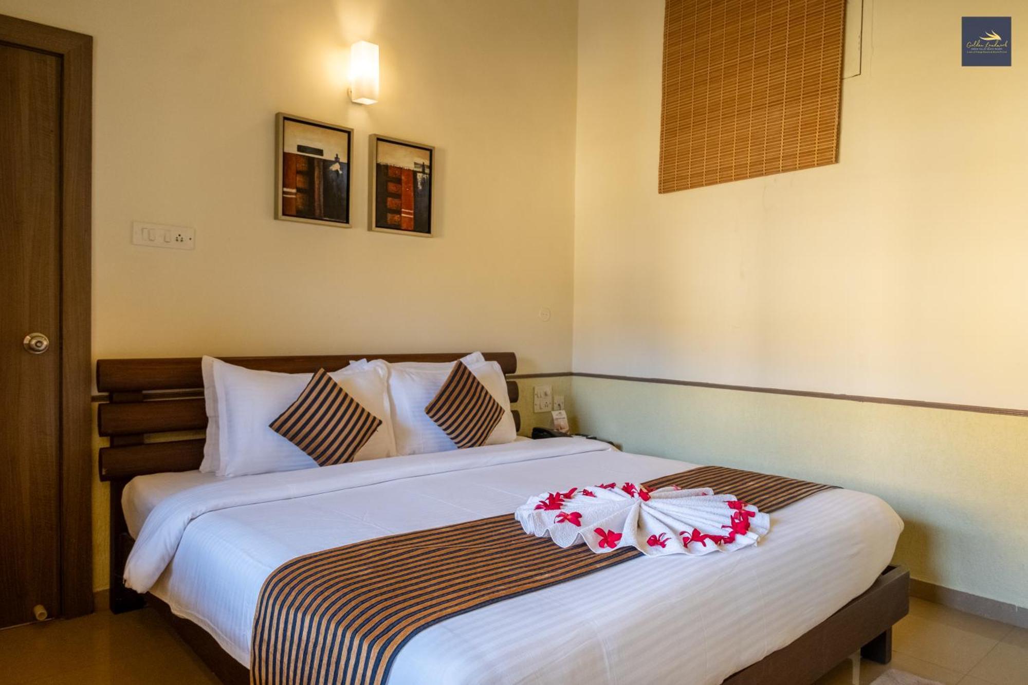 Golden Landmark Green Valley Beach Resort Dona Paula Eksteriør bilde