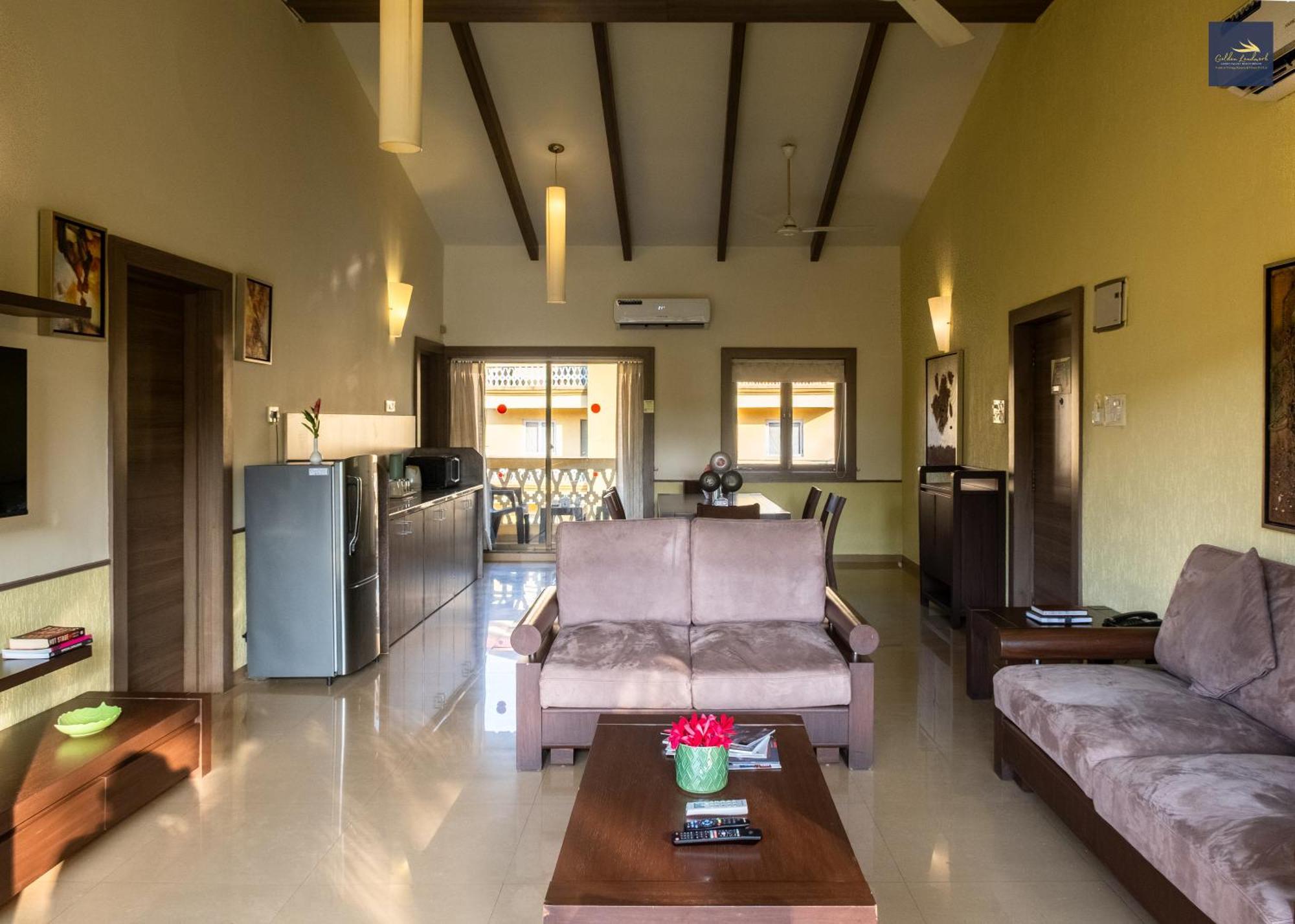 Golden Landmark Green Valley Beach Resort Dona Paula Eksteriør bilde